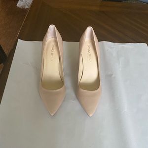 Sexy and Chic Nude pumps by Ivanka Trump.